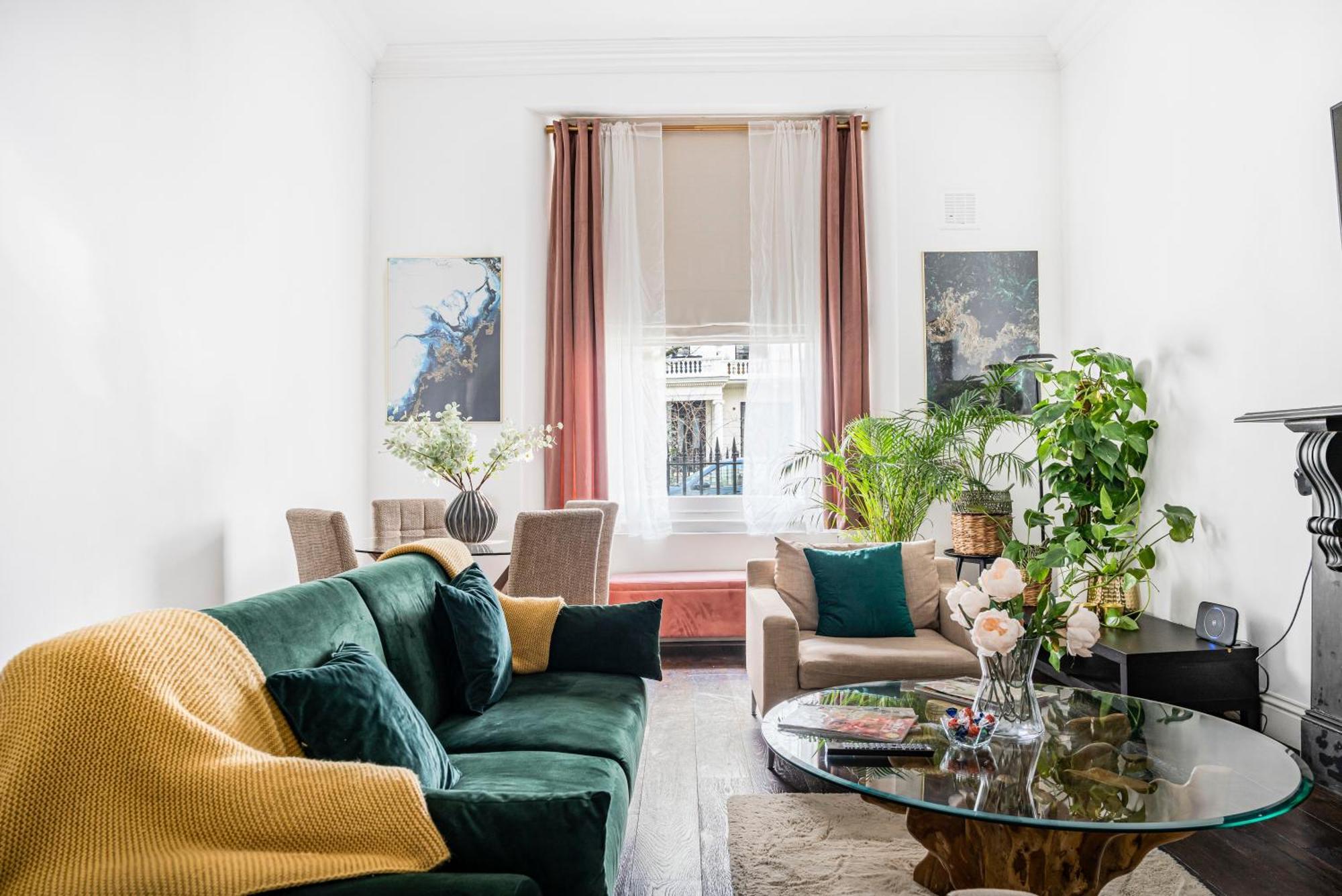Classy High Ceilings 2 Bdr Next To Hyde Park *