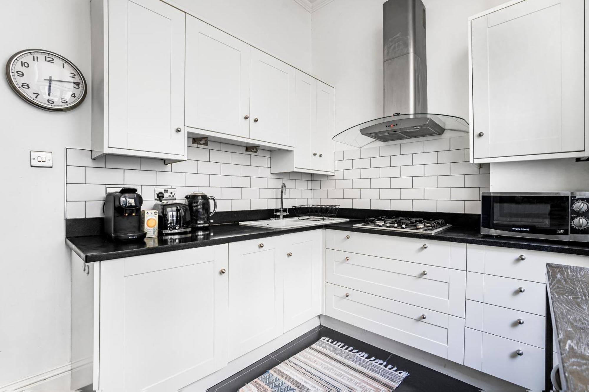 Classy High Ceilings 2 Bdr Next To Hyde Park Londres